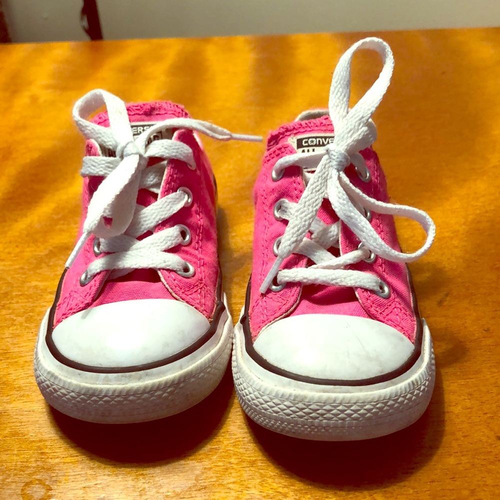 Hot pink converse